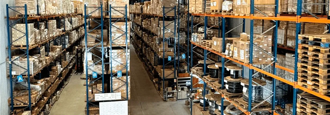 Velax - Almacén de artículos de iluminación, electricidad y ferretería